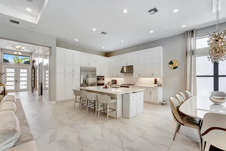 Kitchen/Dining
