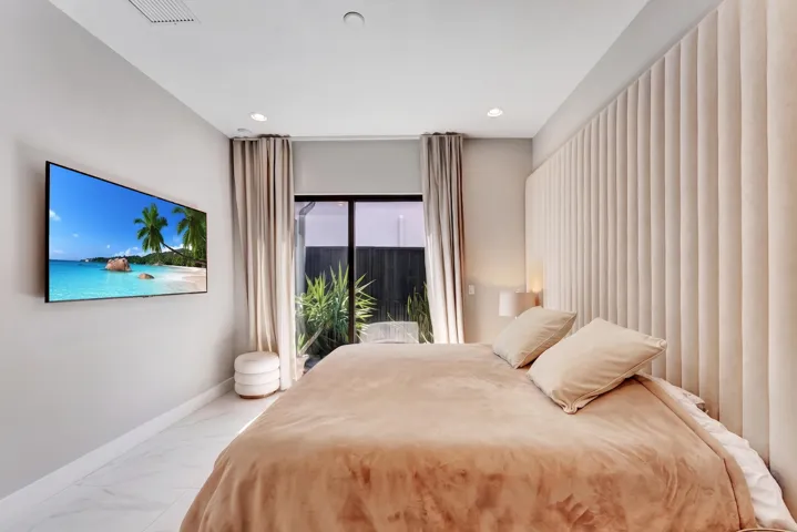 Guest Bedroom 4