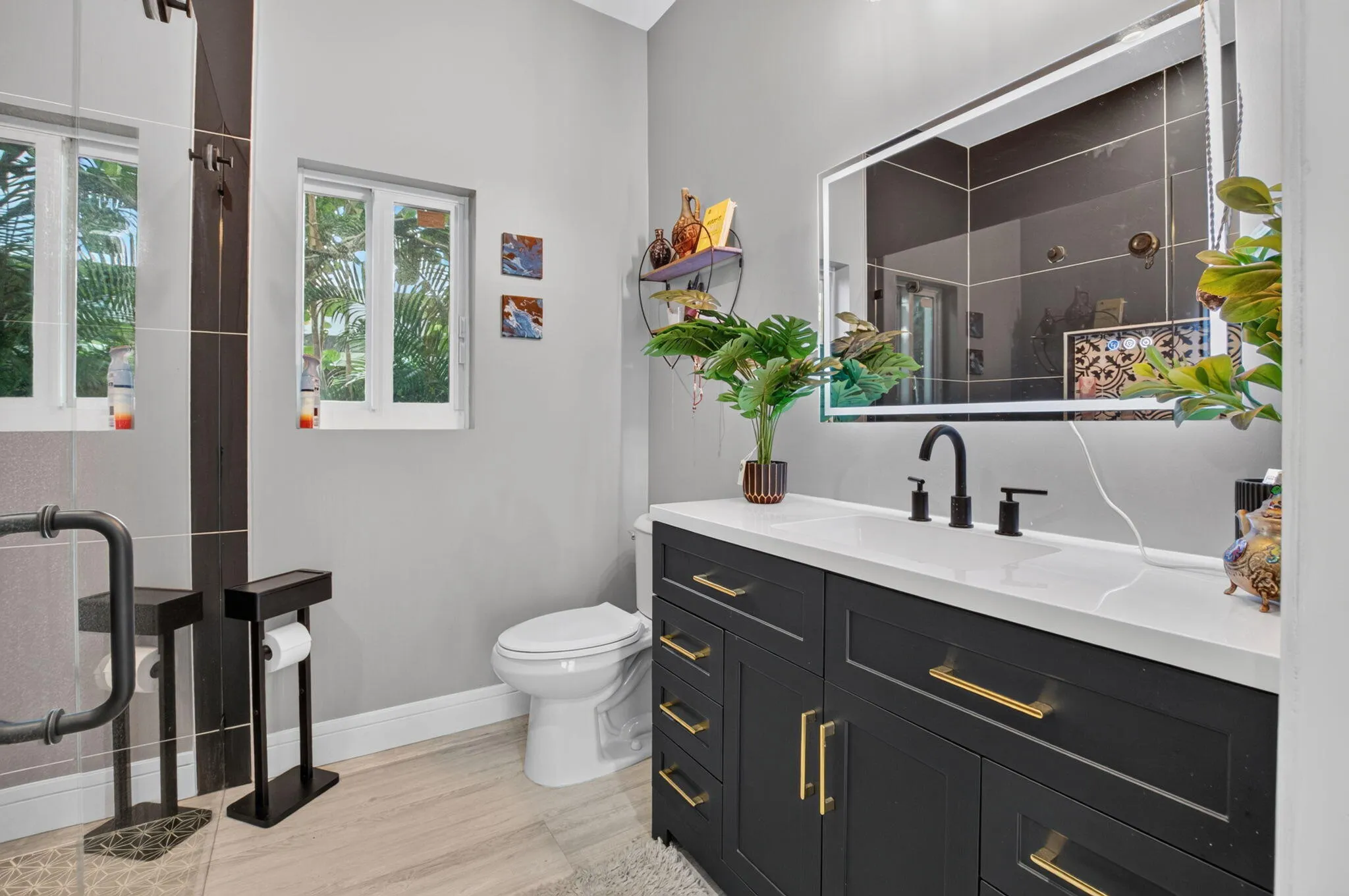 Property photo 98