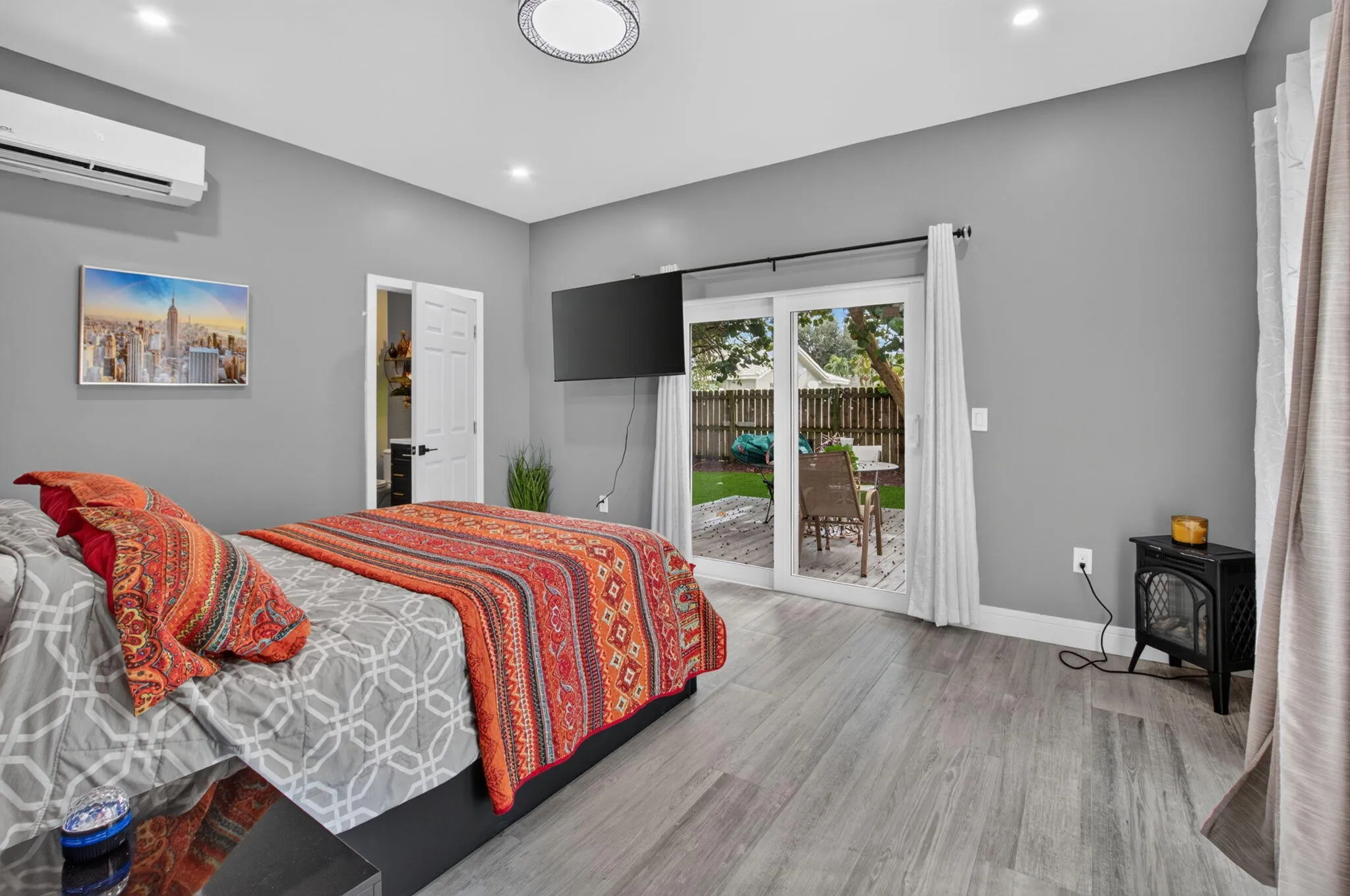 Property photo 92