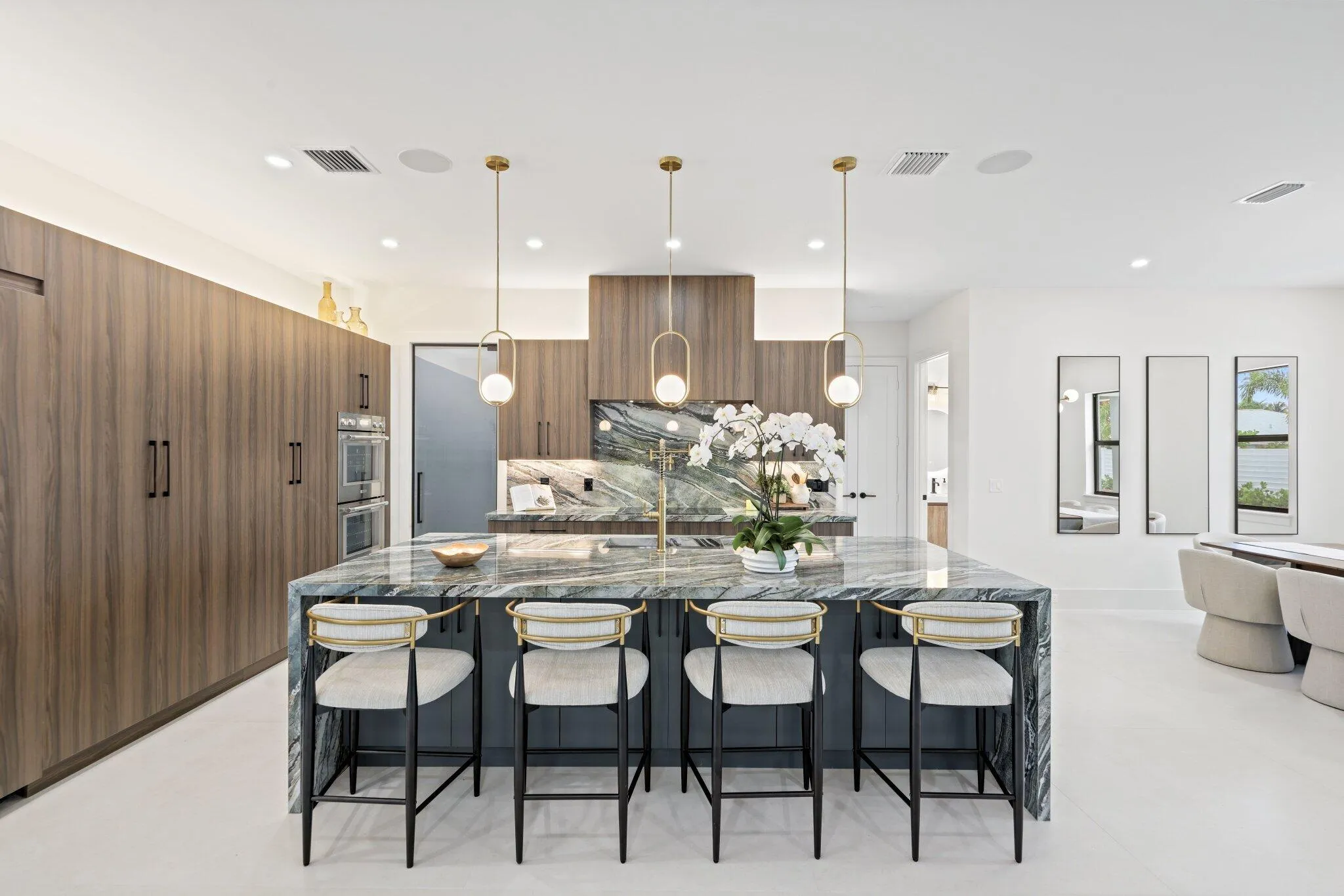 1160 Emerald Lane - 16.jpg-SMALL