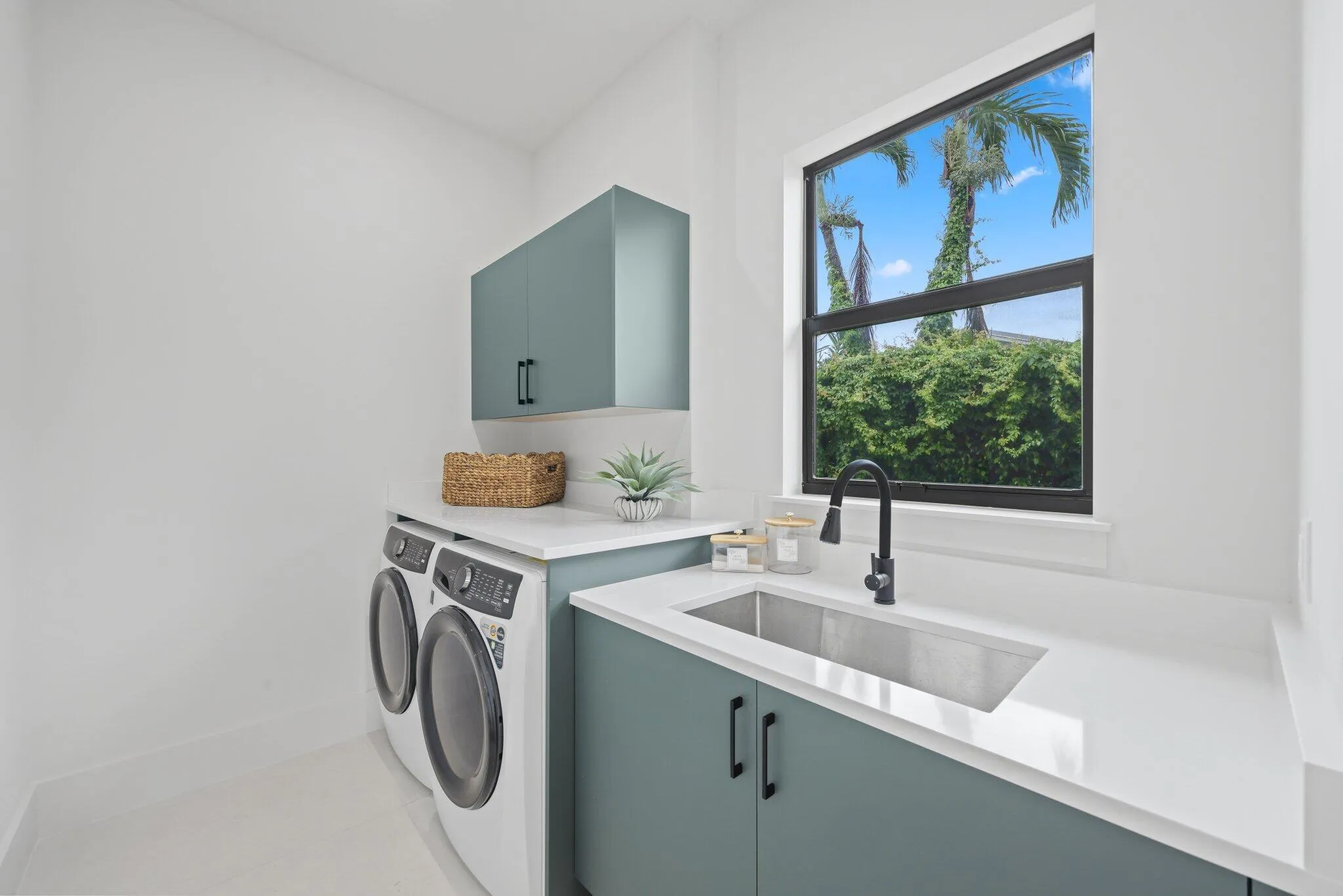 1160 Emerald Lane - 30.jpg-SMALL
