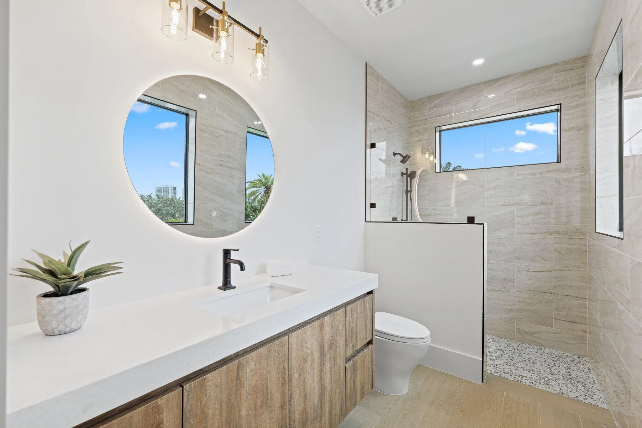 1160 Emerald Lane - 68.jpg-SMALL