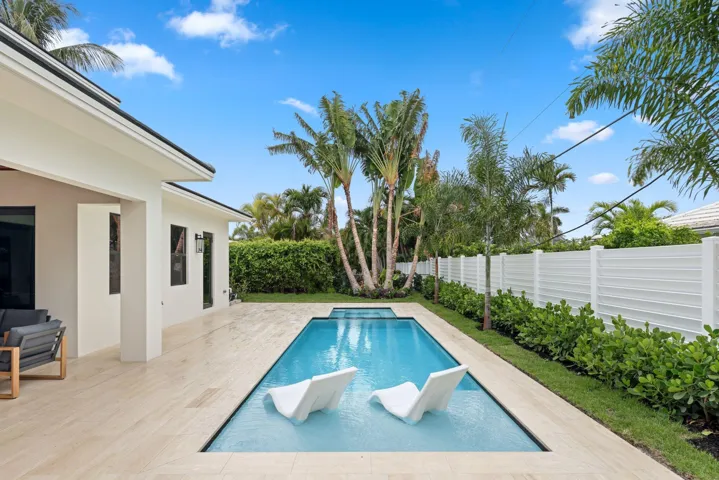 1160 Emerald Lane - 47.jpg-SMALL