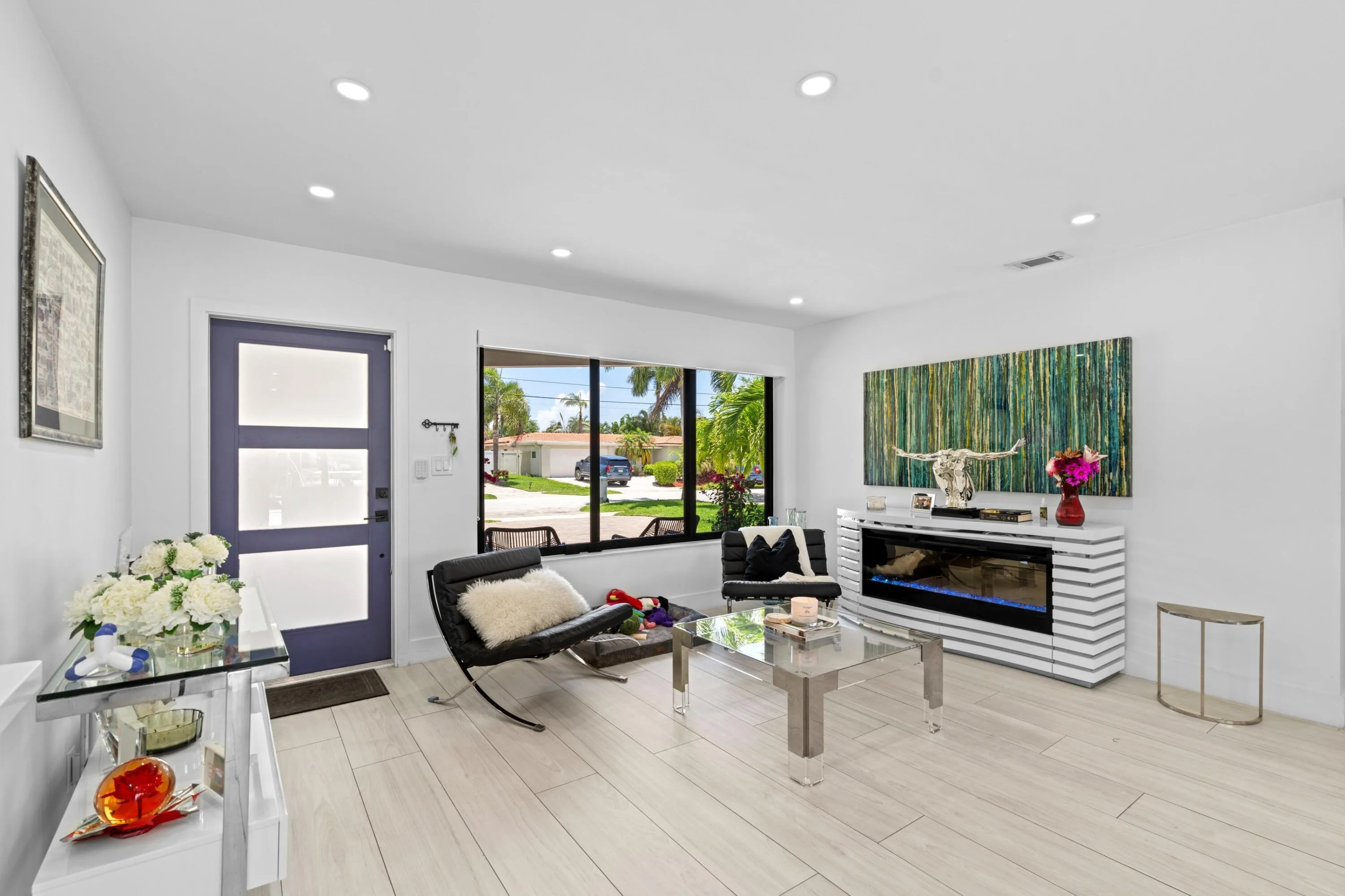 Living Area 2