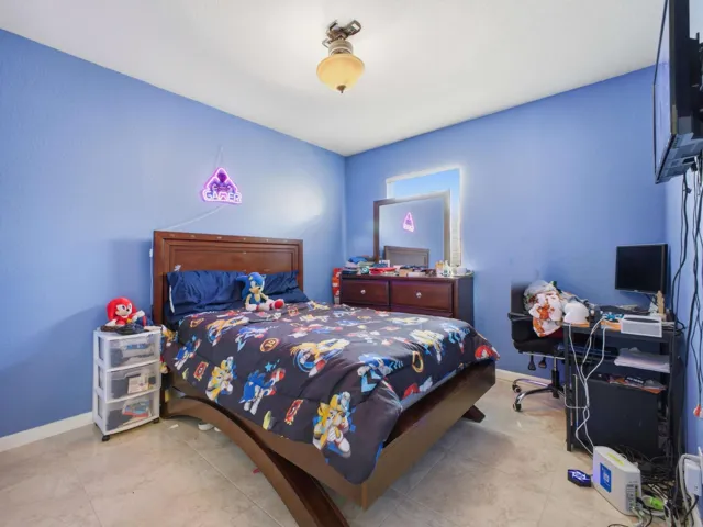 Bedroom_2