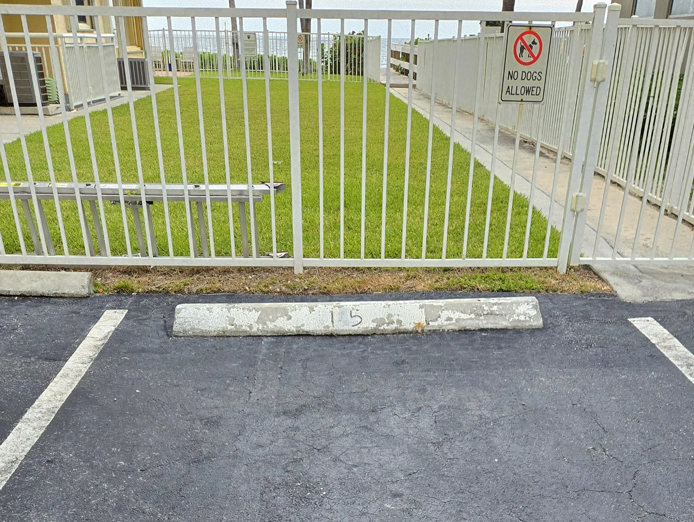You can walk from parking to patio of the unit straight ahead.