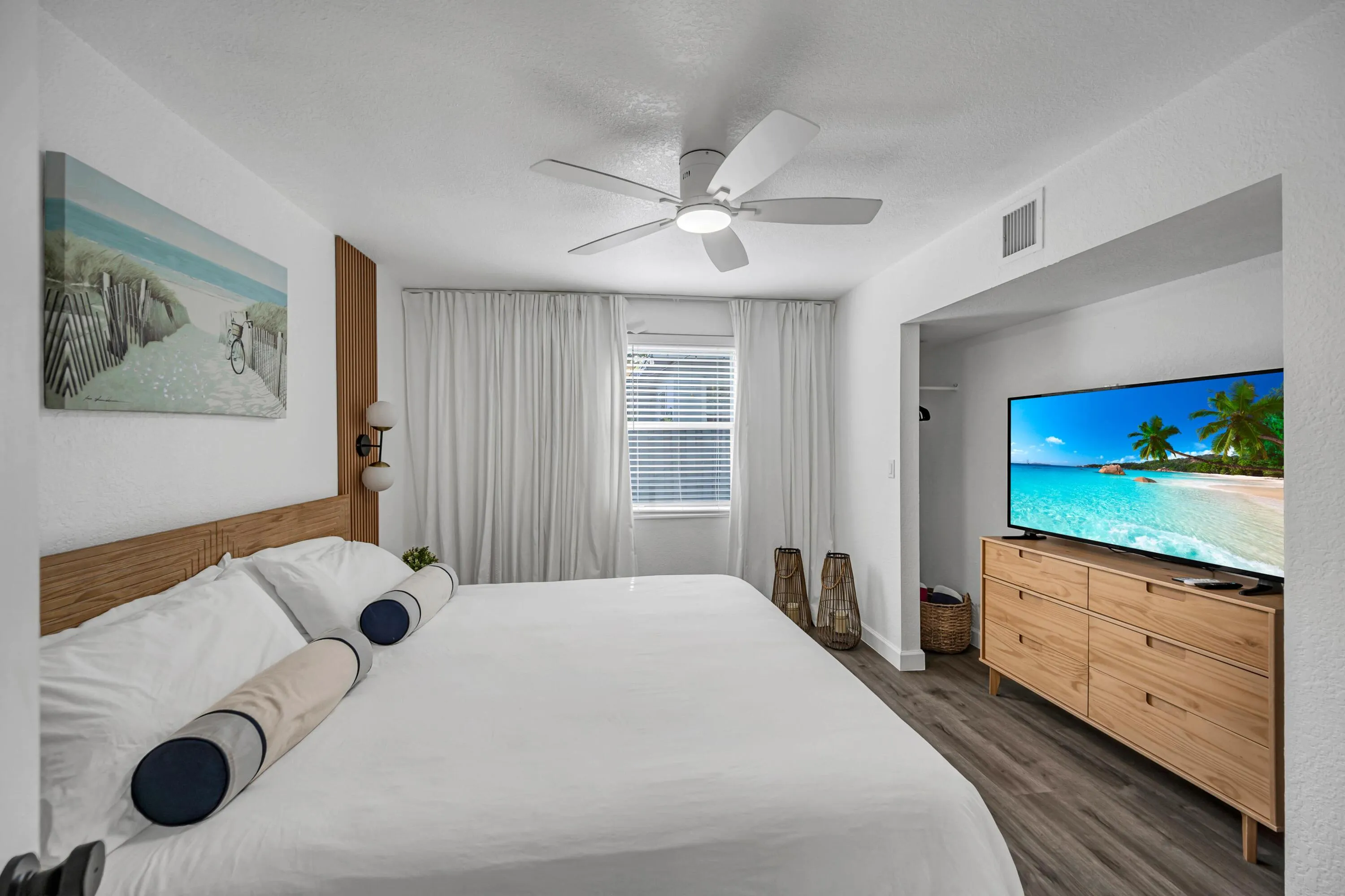 312 SW 12TH AVE--24