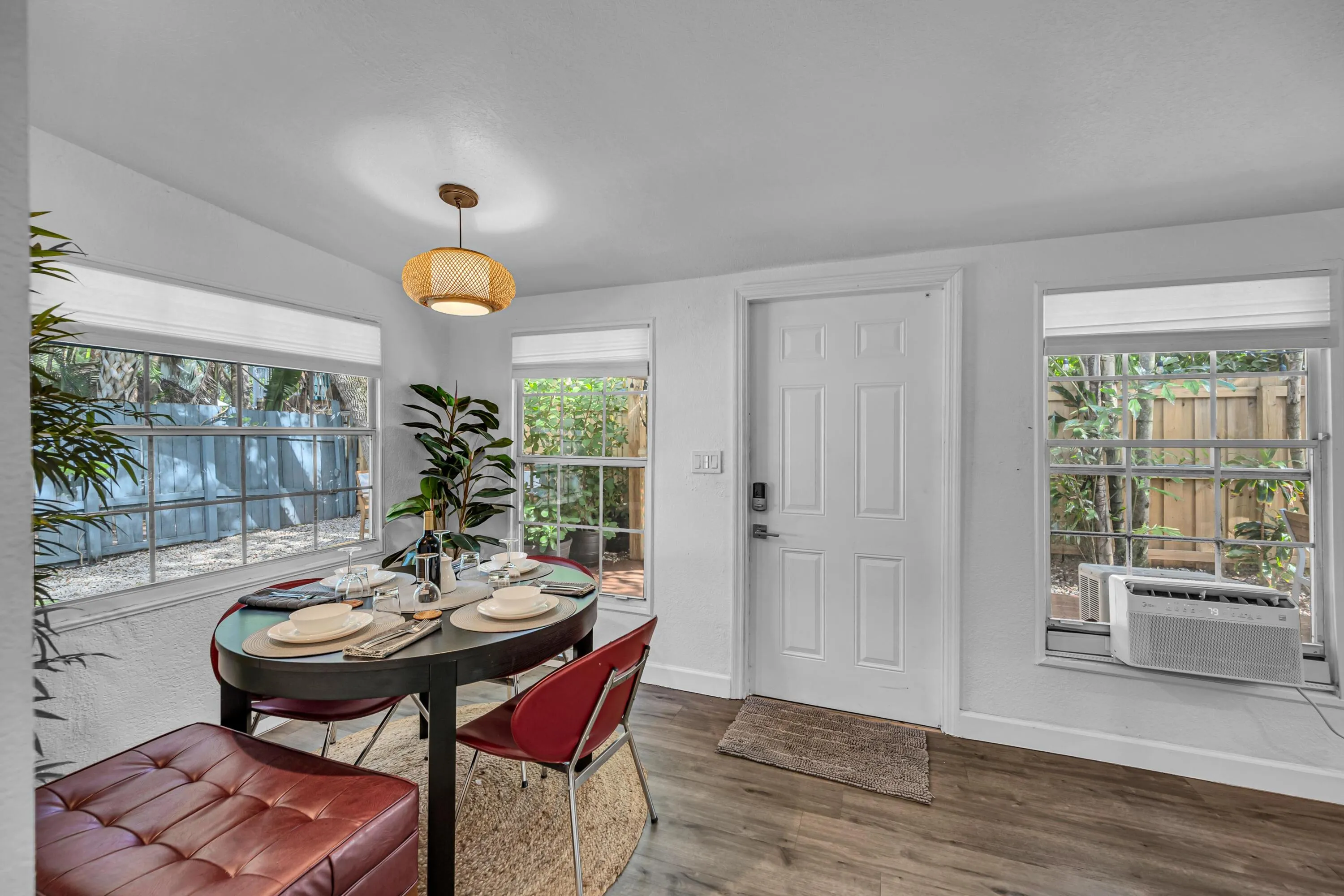 312 SW 12TH AVE--16