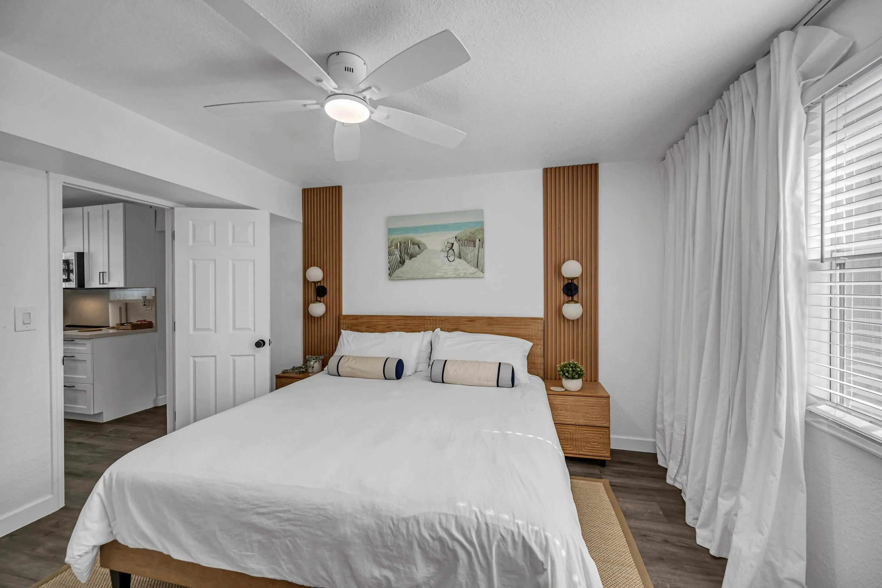 312 SW 12TH AVE--25