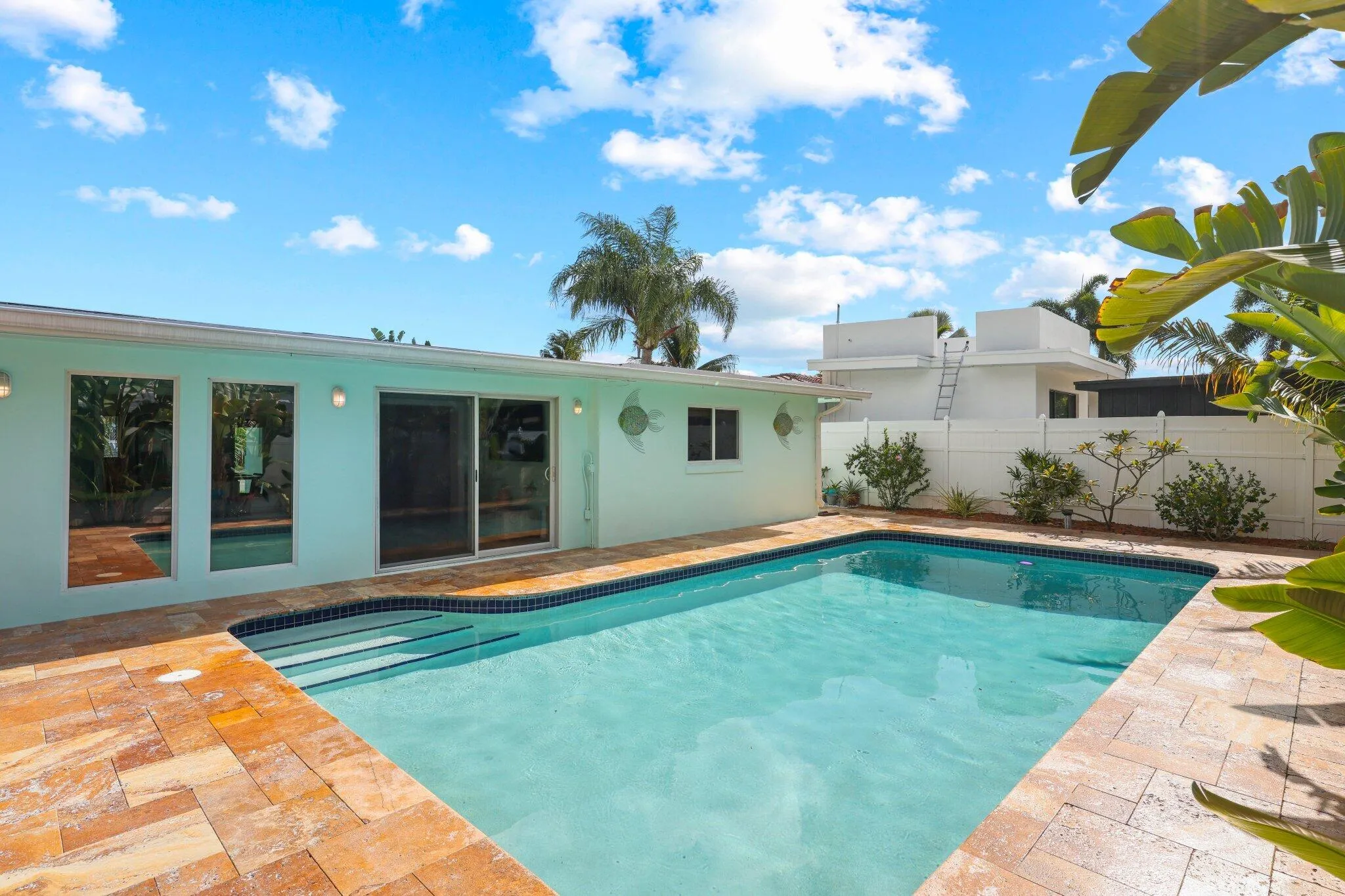 1082 Southwest 3rd St - 31.jpg-SMALL