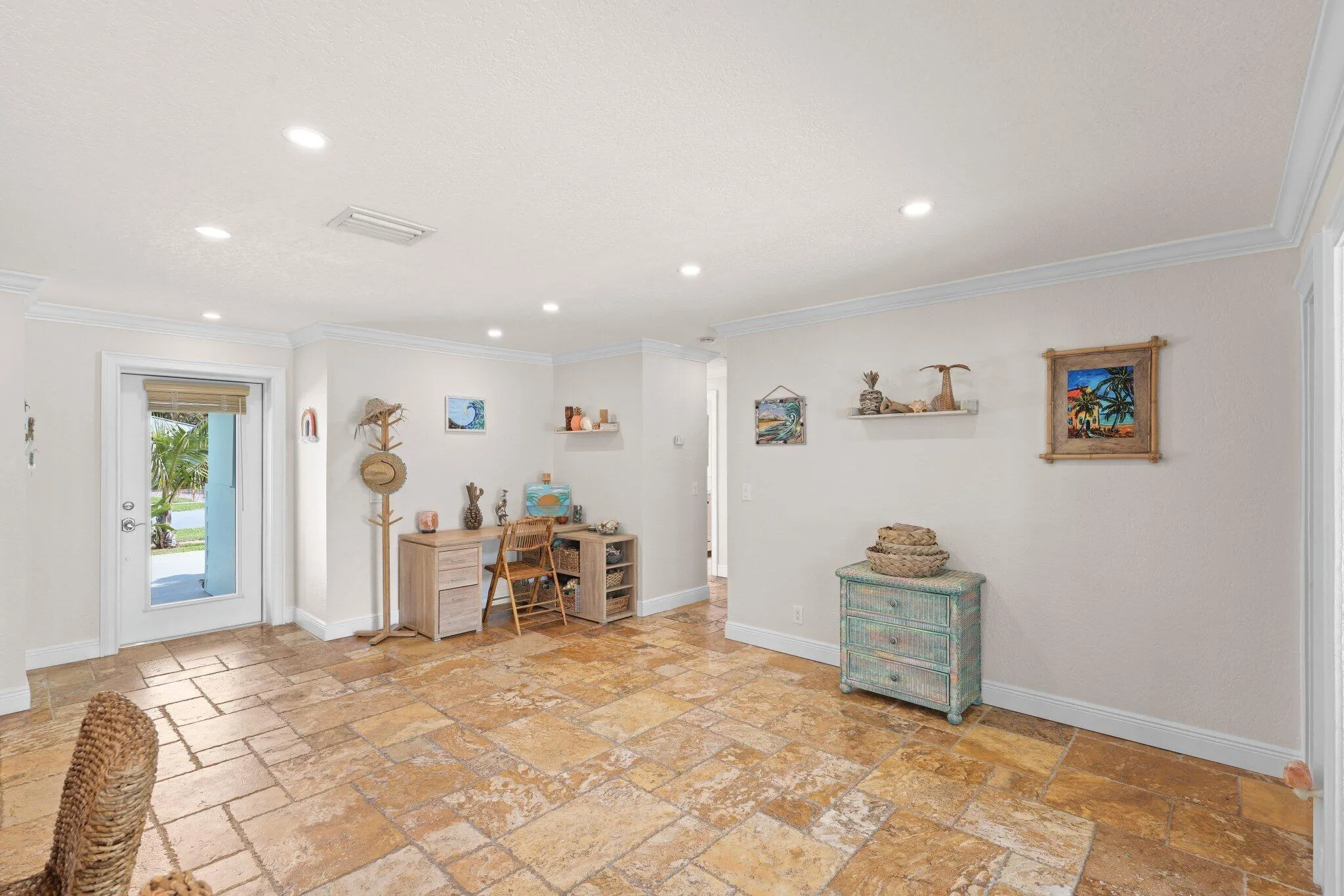 1082 Southwest 3rd St - 27.jpg-SMALL