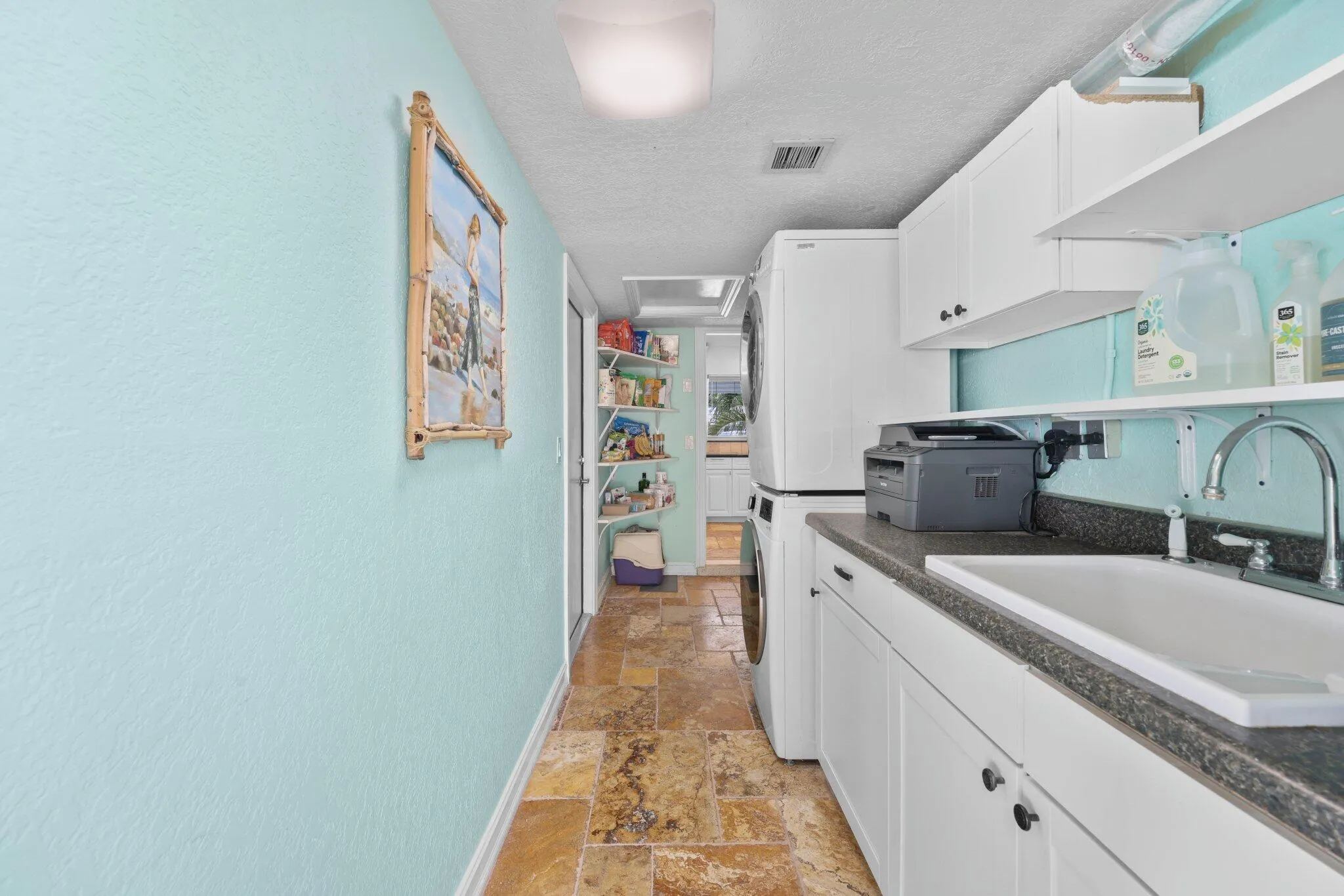 1082 Southwest 3rd St - 20.jpg-SMALL