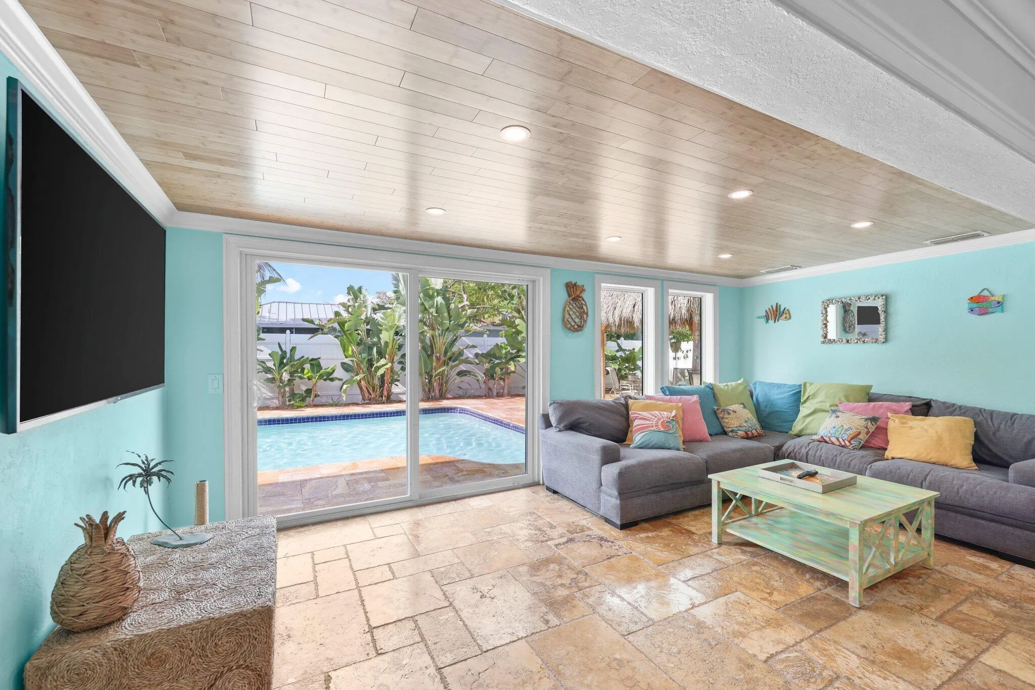 1082 Southwest 3rd St - 22.jpg-SMALL