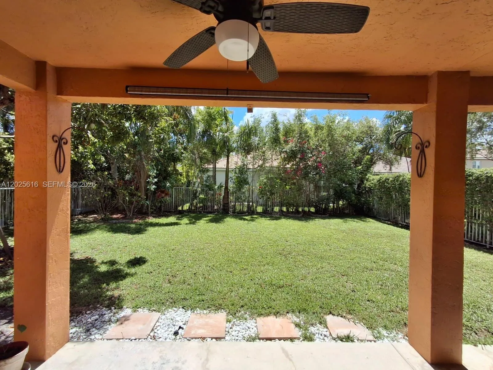 Property photo 24