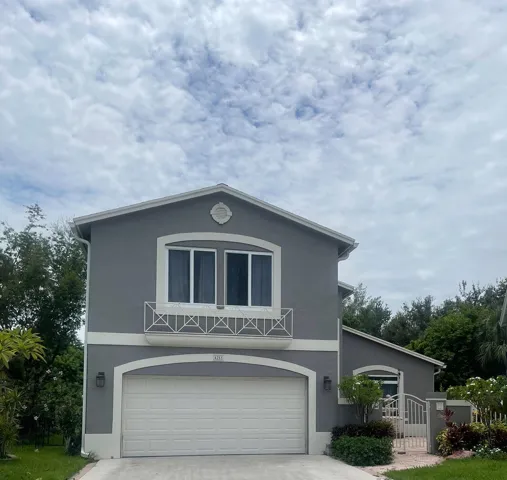 4251 Pine Hollow Cir 1