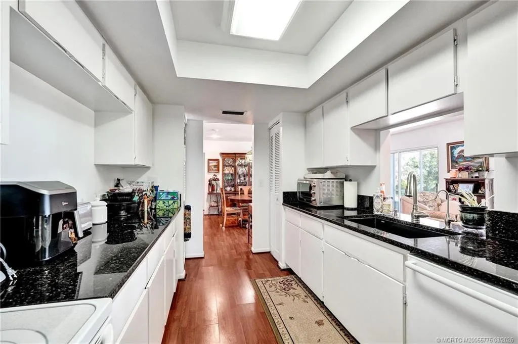 Property photo 52