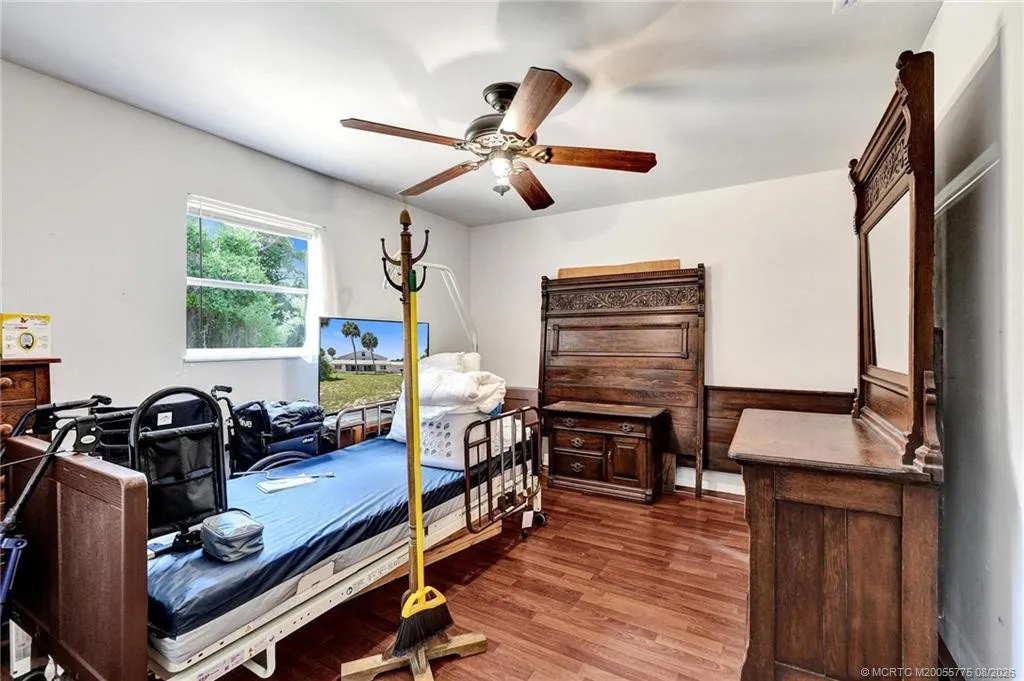 Property photo 25