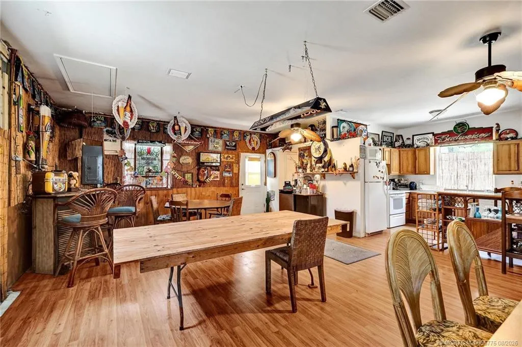 Property photo 85