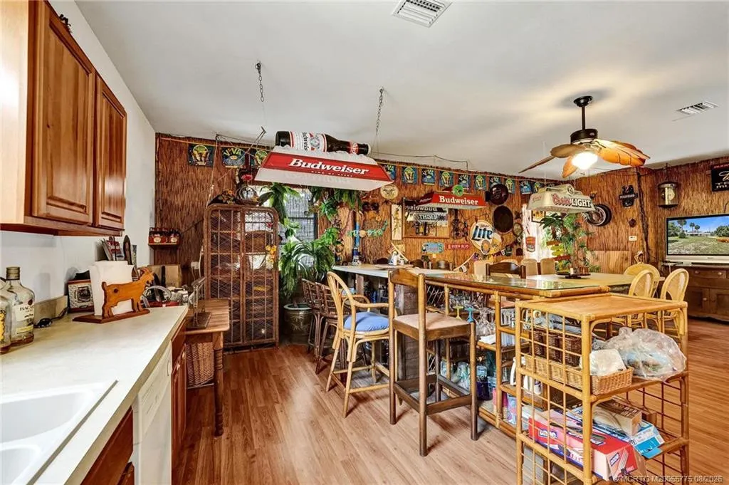 Property photo 81