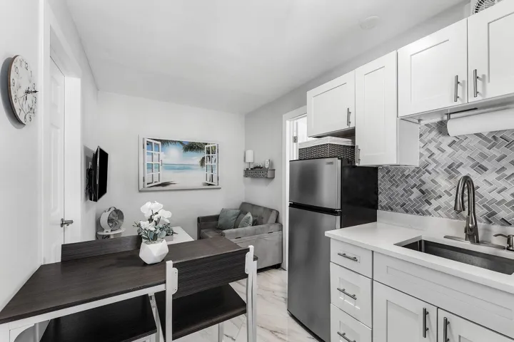 Guest Suite Kitchen