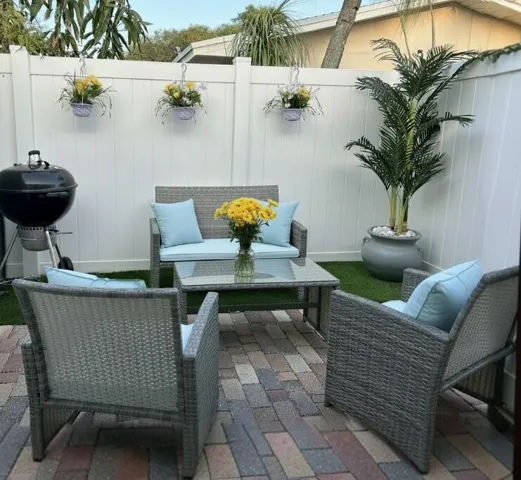 Private Guest Patio Area