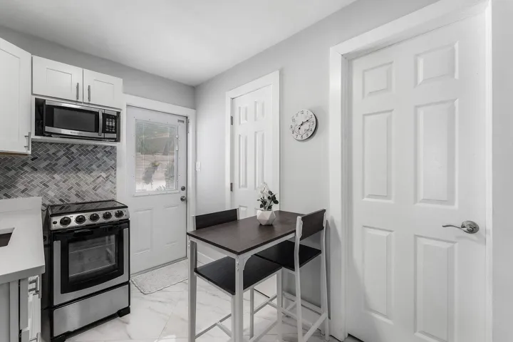 Guest Suite Kitchen