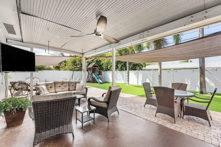 patio/back