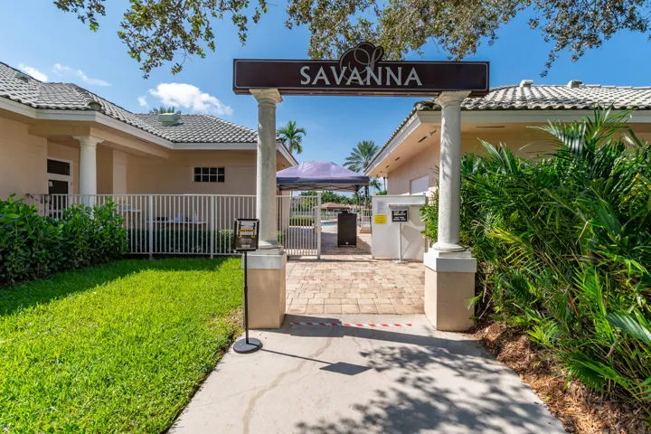 Savanna Club House