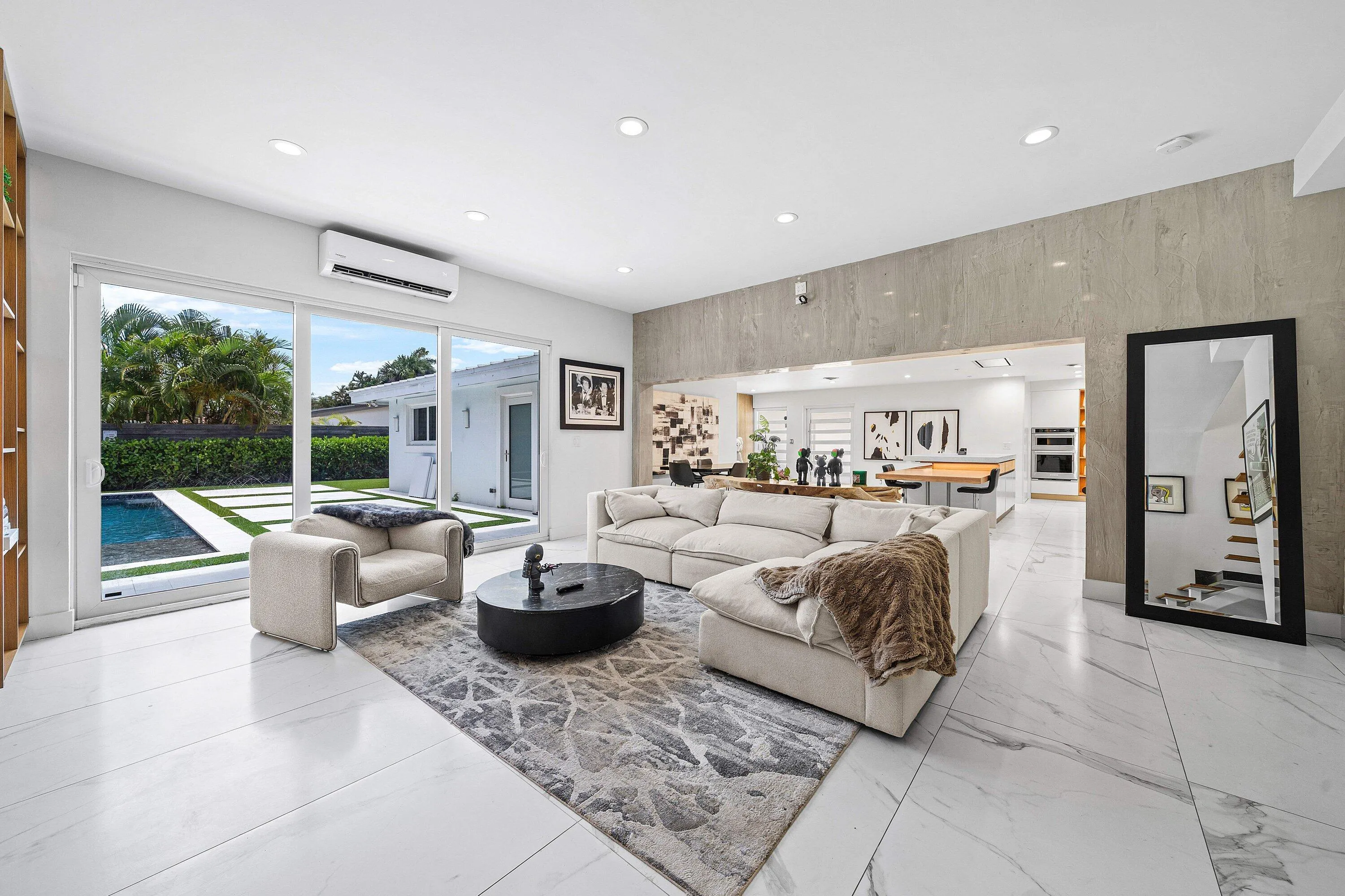 017-5920Northeast21stRoad-FortLauderdale
