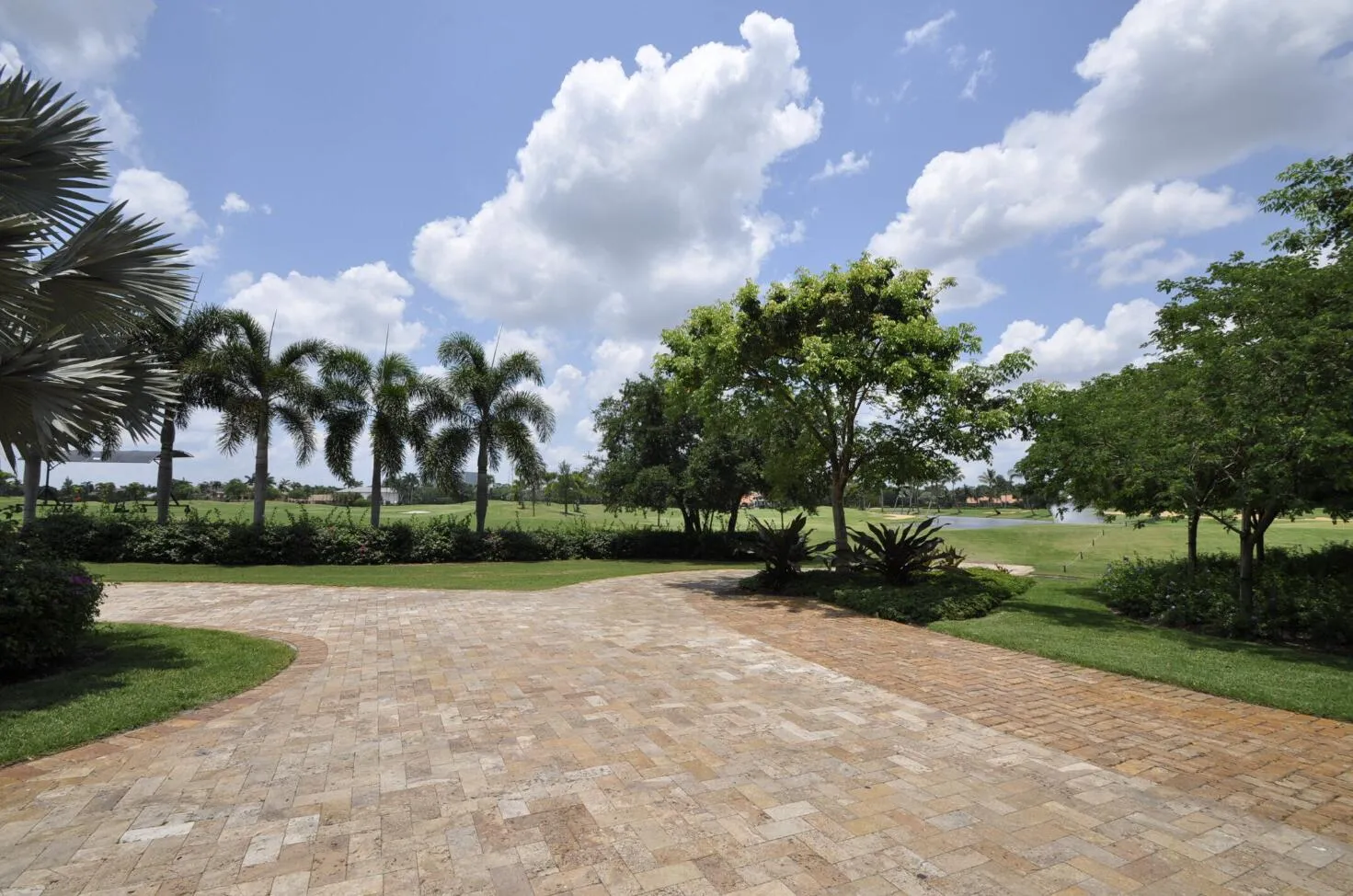 Property photo 63