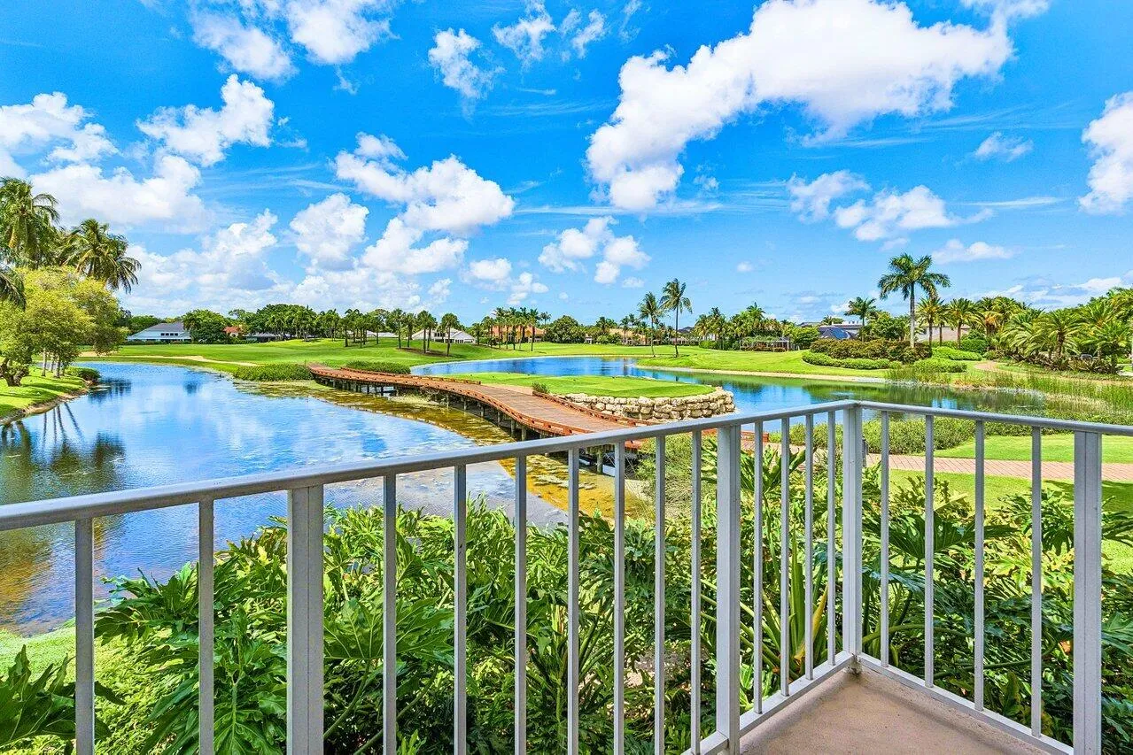 034-7369OrangewoodLane-103-BocaRaton-FL-