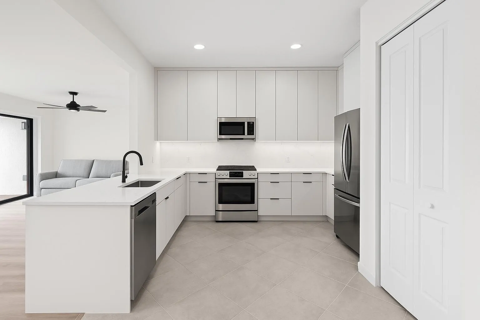 Virtual kitchen rendering 1
