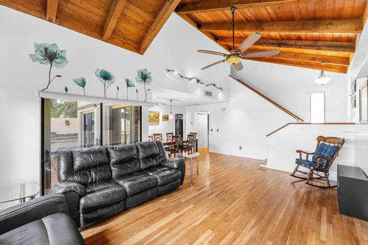 GREAT ROOM WITH SLIDER TO BACKYARD