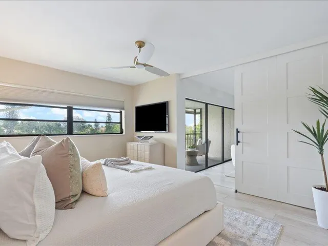 16-551 Greensward Lane #204 Delray Beach
