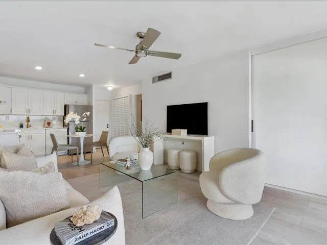 07-551 Greensward Lane #204 Delray Beach