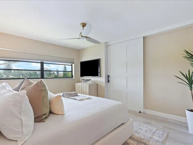 17-551 Greensward Lane #204 Delray Beach