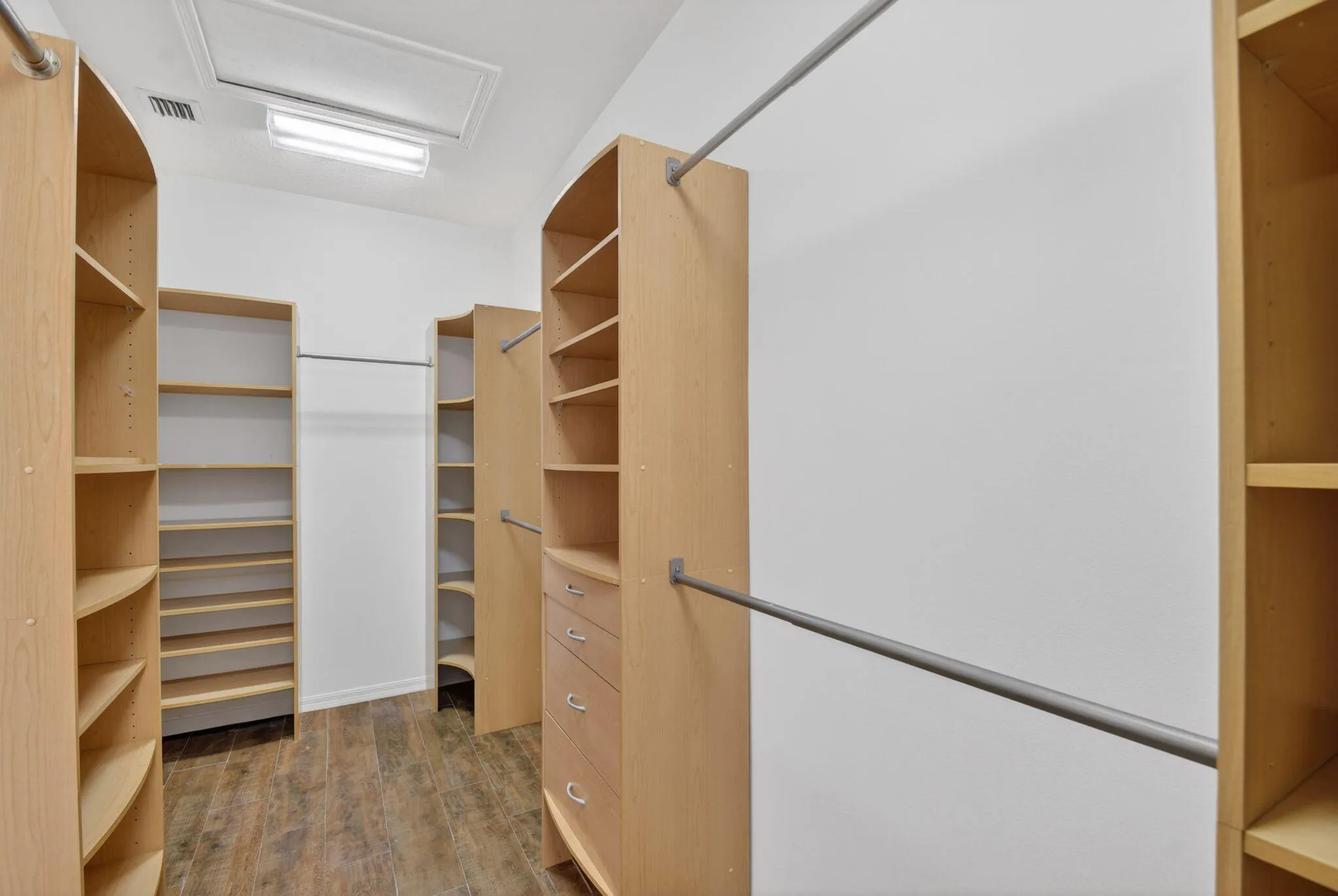 Custom Walk-In Closet