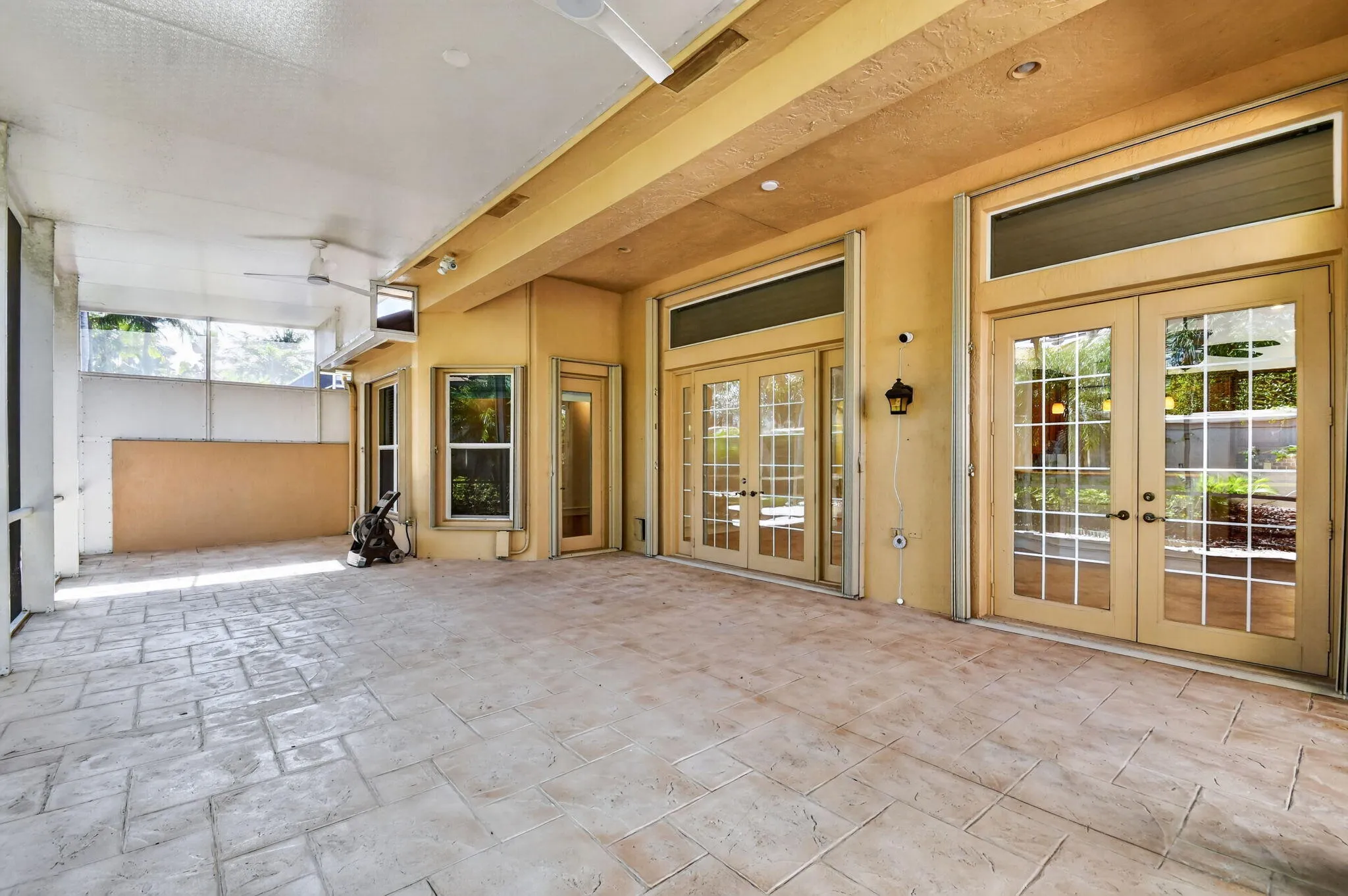 Spacious Lanai for Entertaining