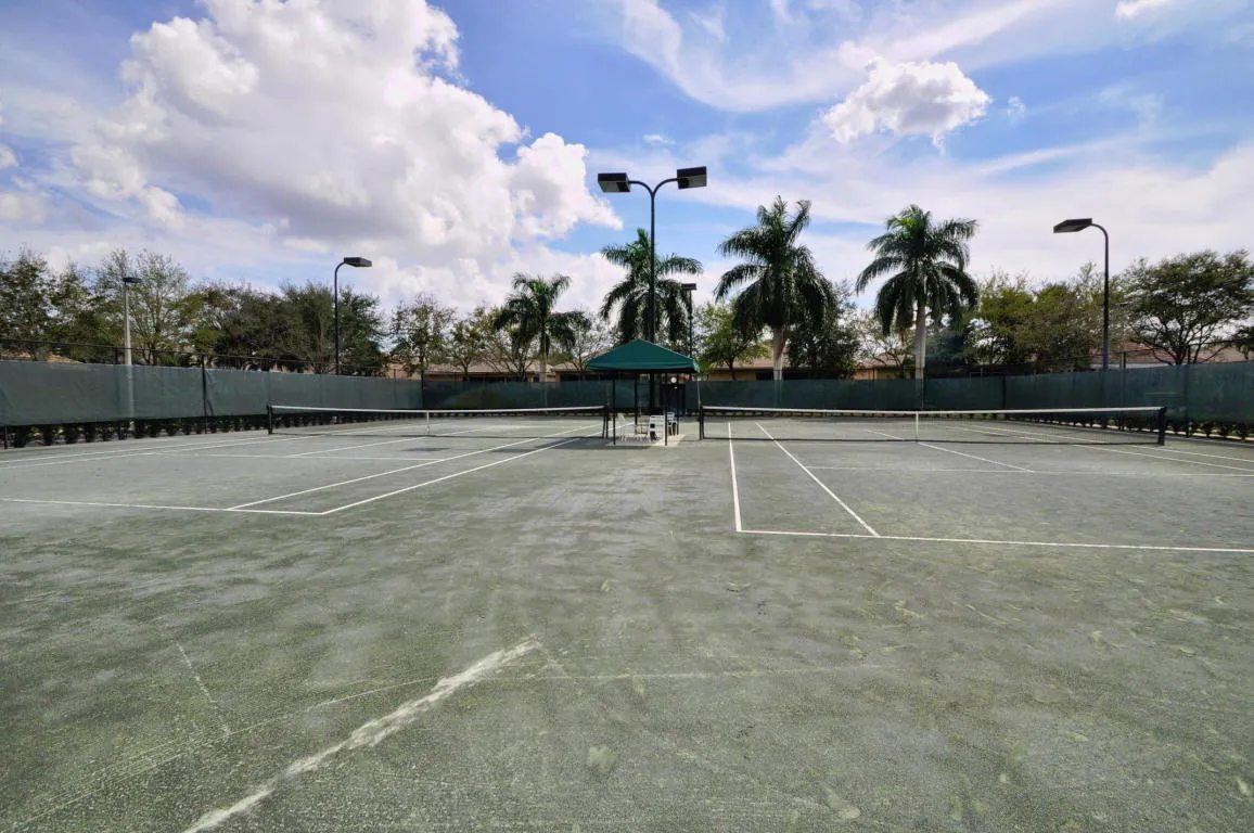 Community Tennis Courts