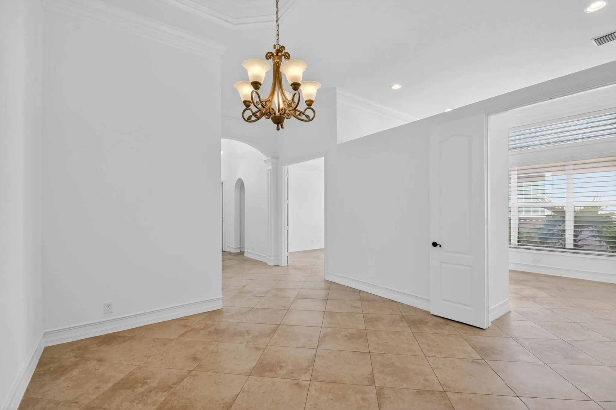 Dining Space with Open Flow