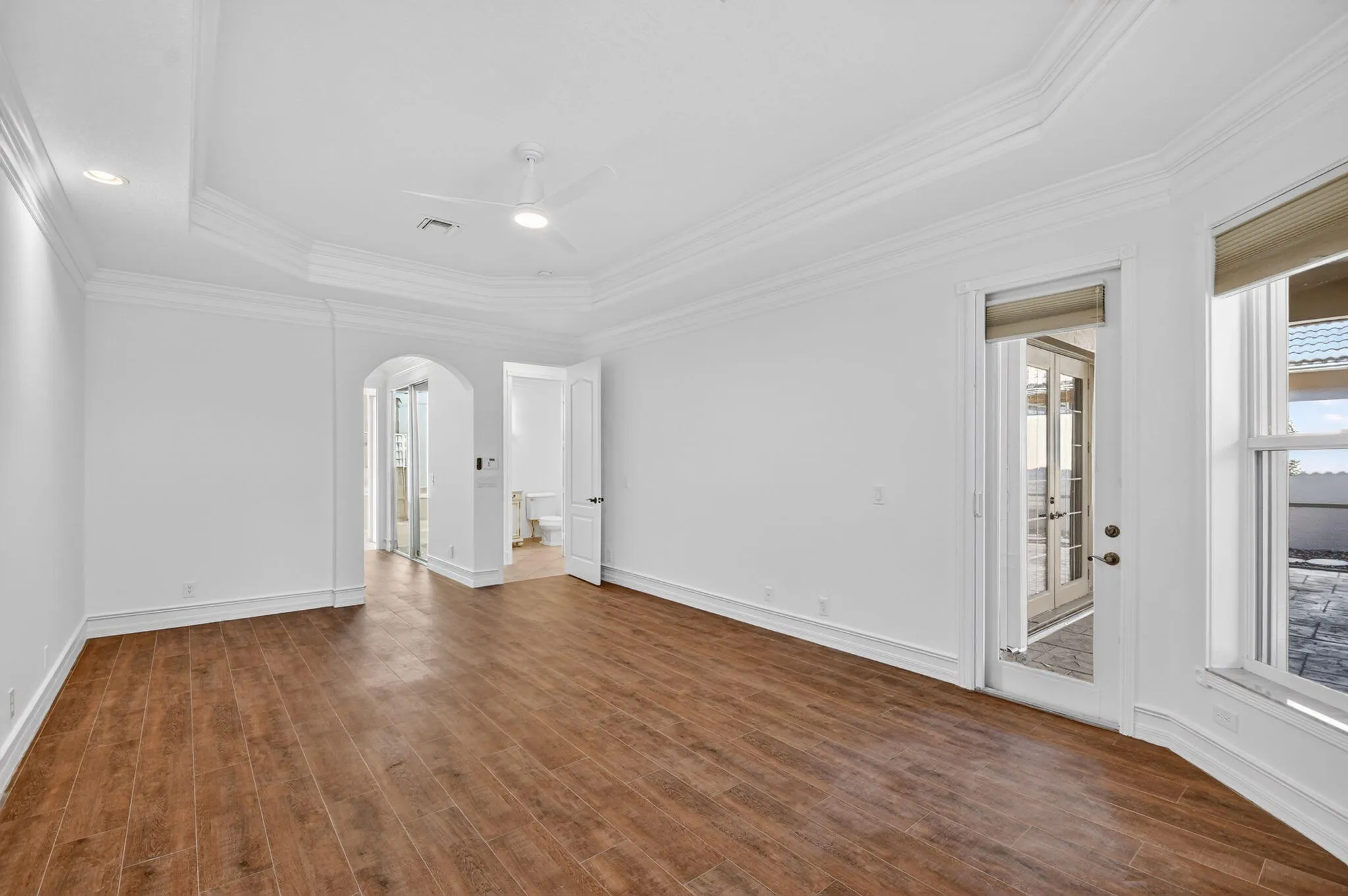 Primary Suite with Tray Ceiling