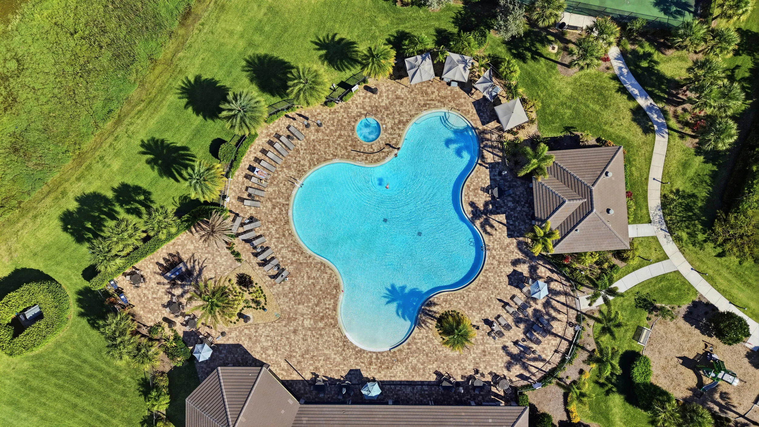 Community pool