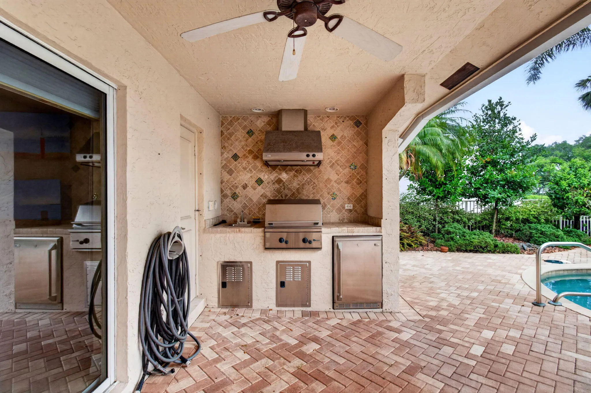 Summer Kitchen
