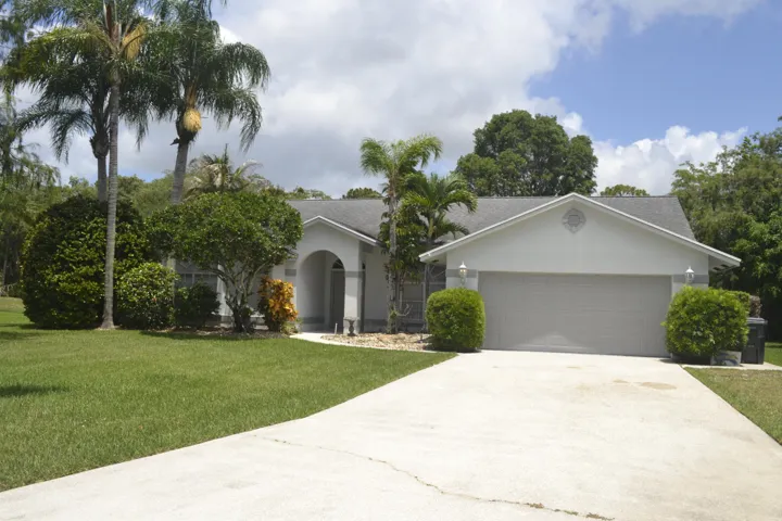 Front House & Huge concrete Driveway