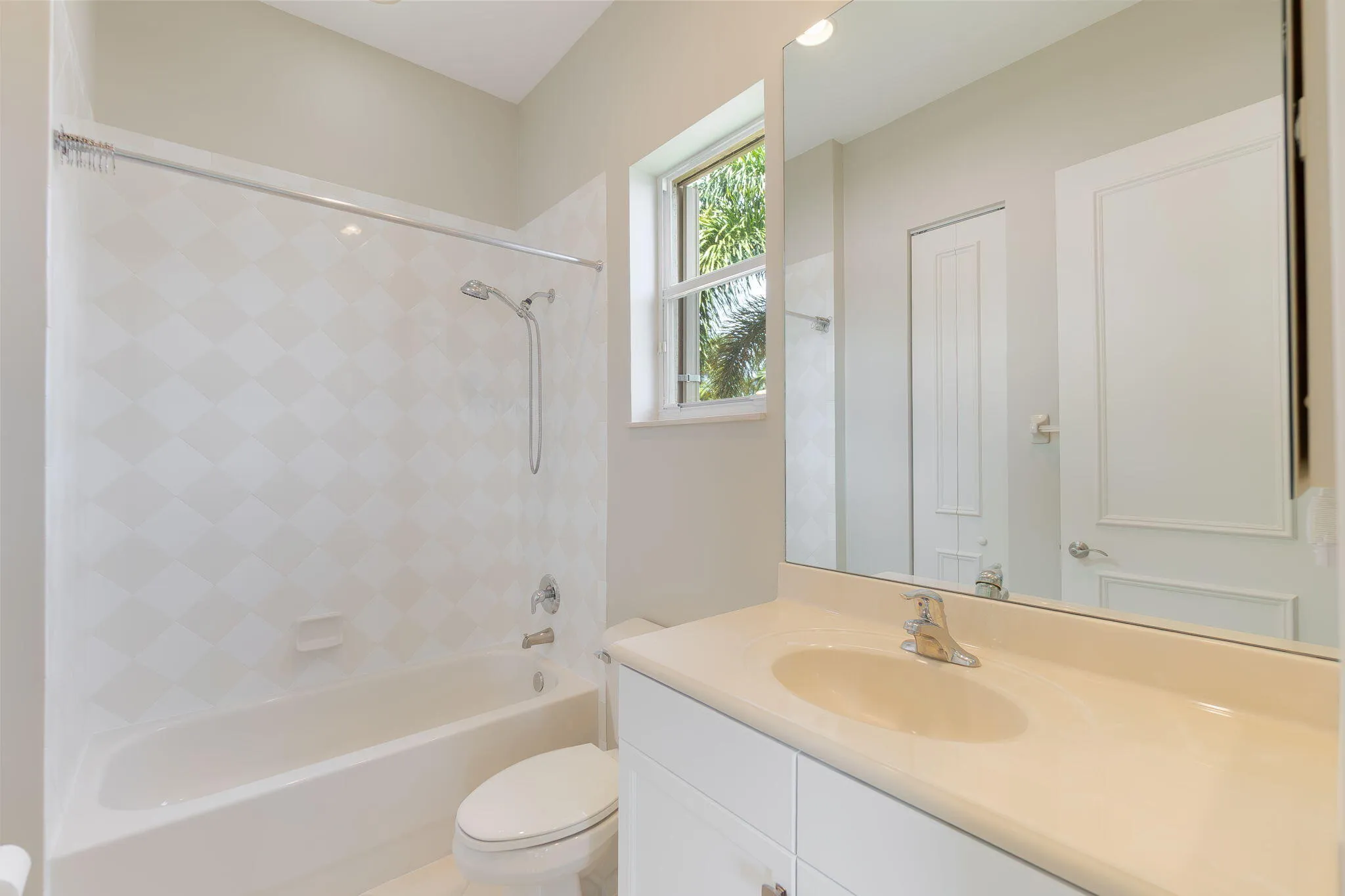 2nd floor bathroom