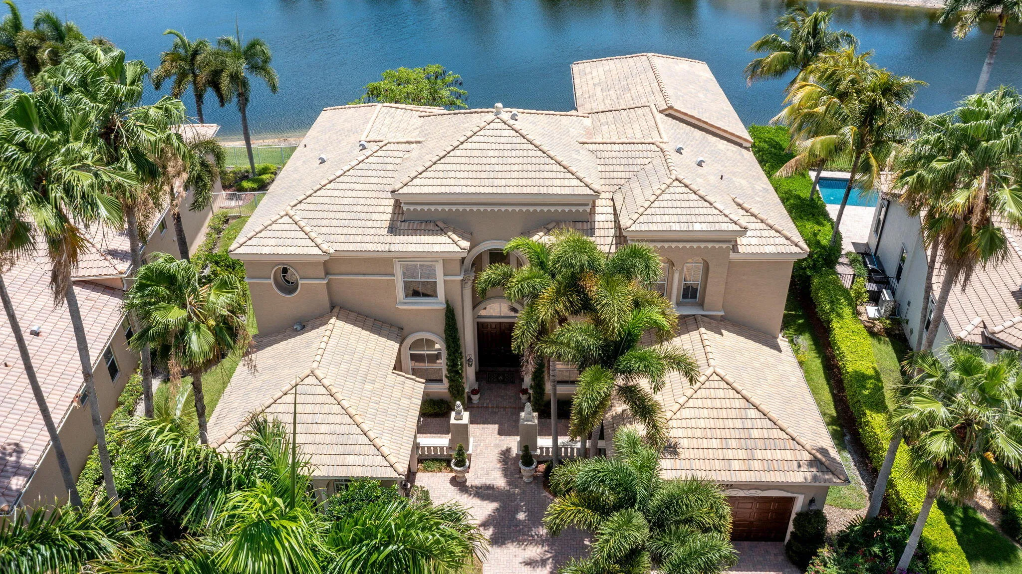 Exterior roof