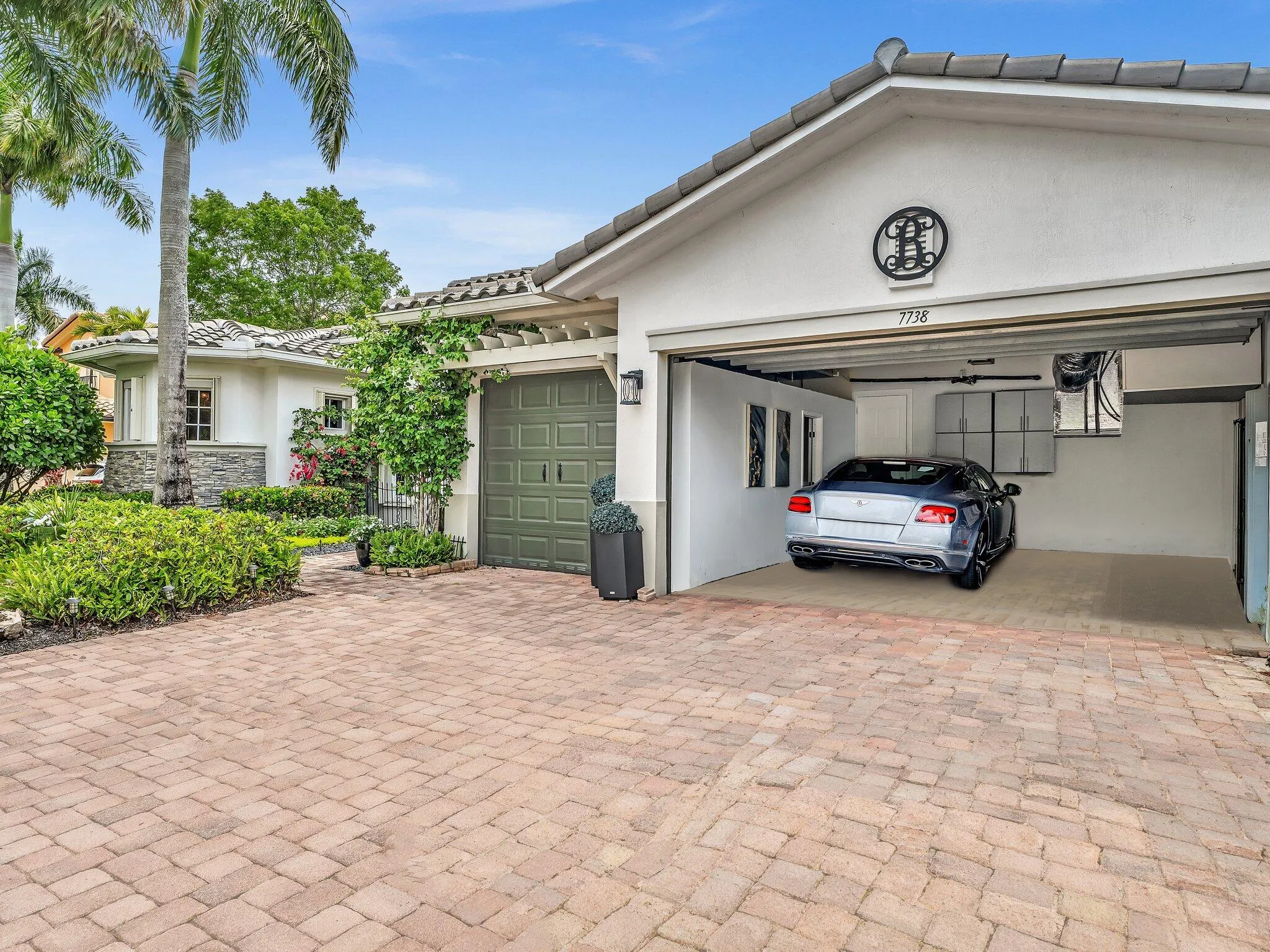 SPACIOUS AND FINISHED 3 CAR GARAGE