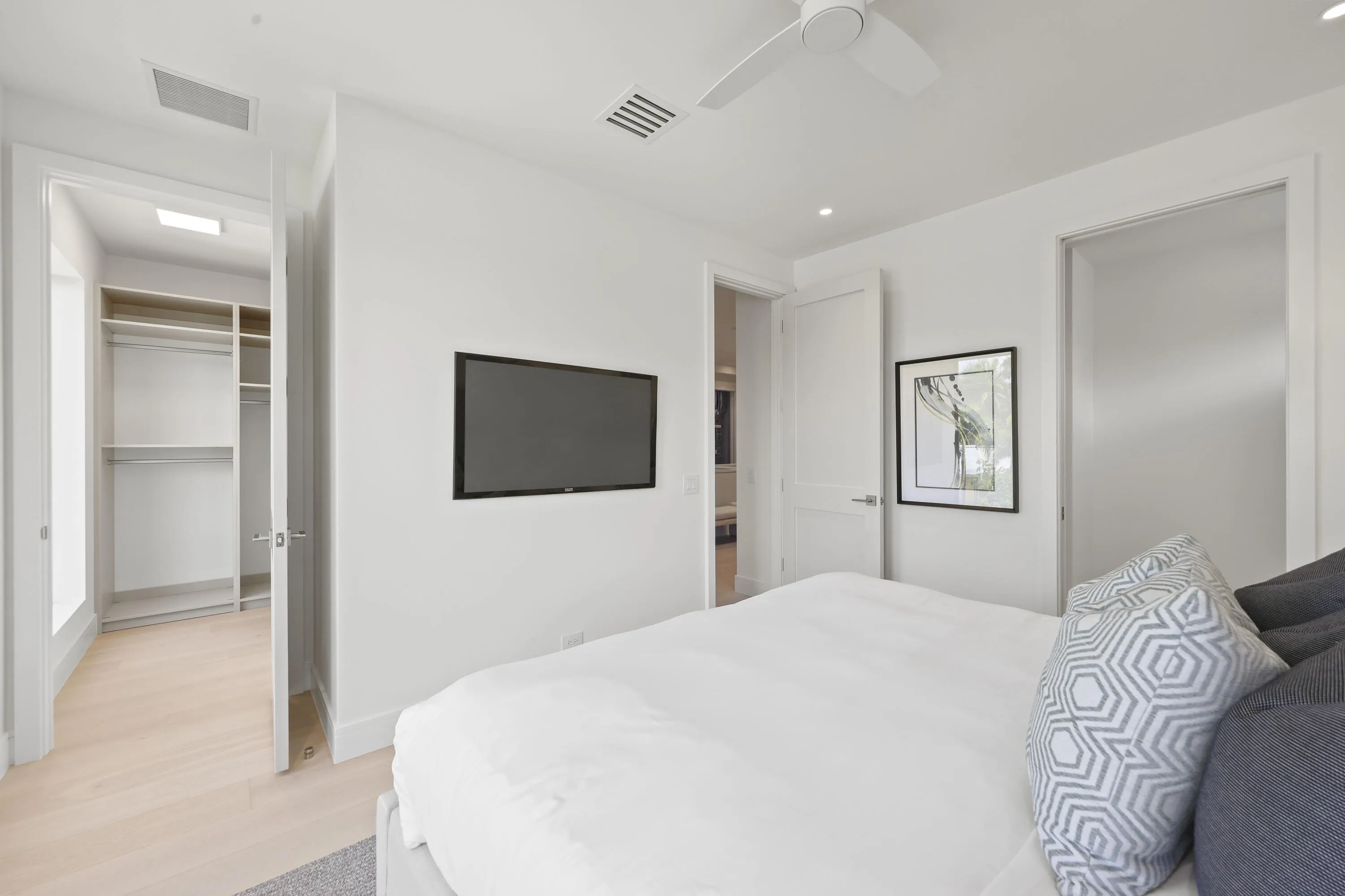 519 Southeast 4th Ave - 61.jpg-FULL