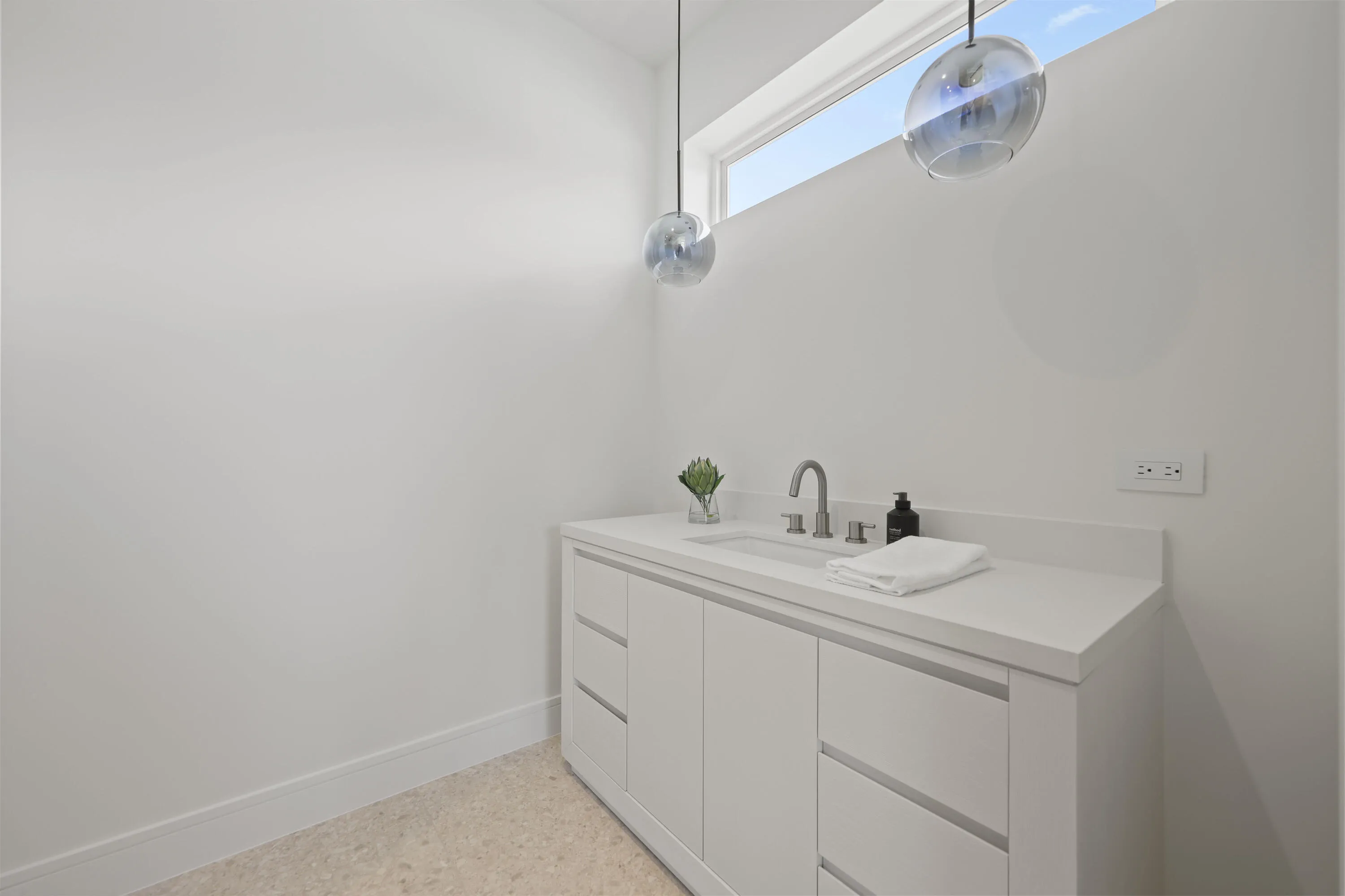 519 Southeast 4th Ave - 63.jpg-FULL